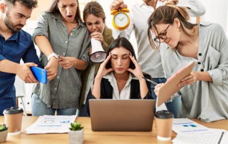 Resolving Workplace Conflicts Over Personal Boundaries and Office Etiquette