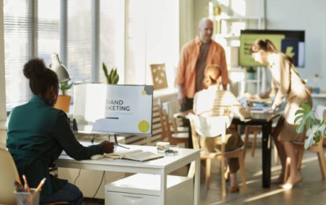 Mediating Conflicts Over Personal Branding vs. Team Identity in the Workplace